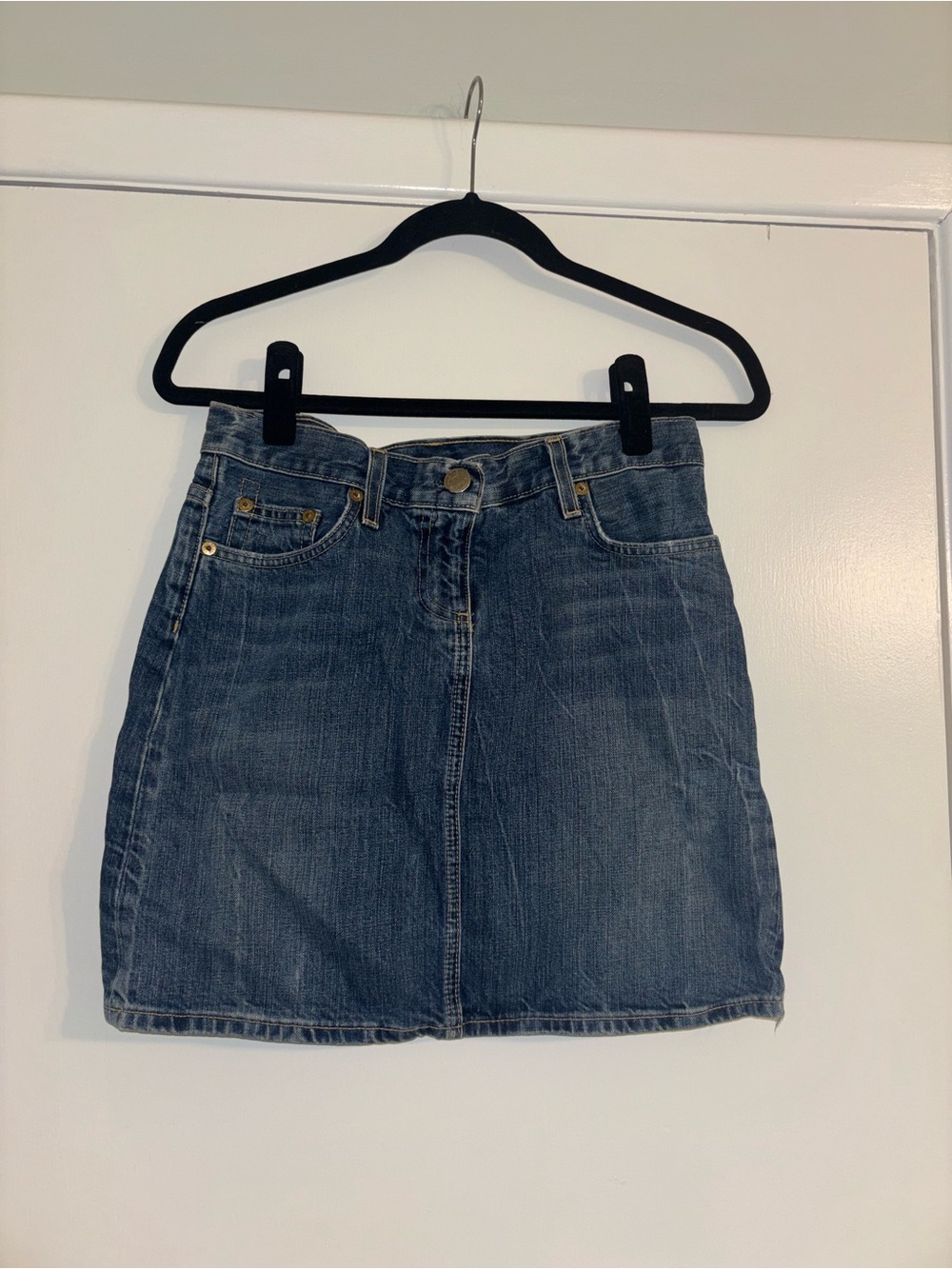 2000s J. Crew Classic Denim Mini Skirt - medium wash